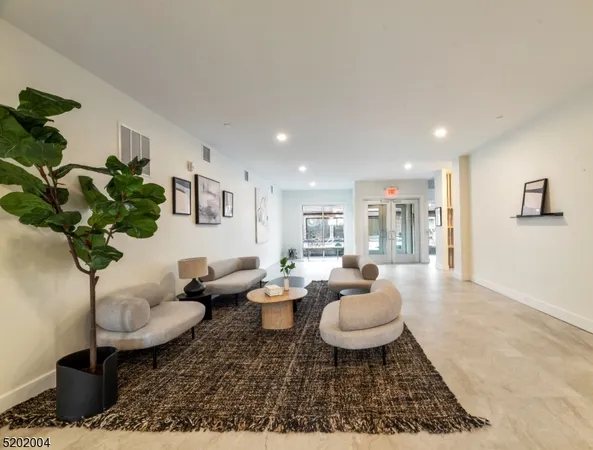 $2,625 | 377 Summerhill Road, Unit DLUX, East Brunswick, NJ 08816