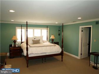 1440 Rene Road Villanova, PA 19085 - Photo 8 of 12 Bedroom - Main