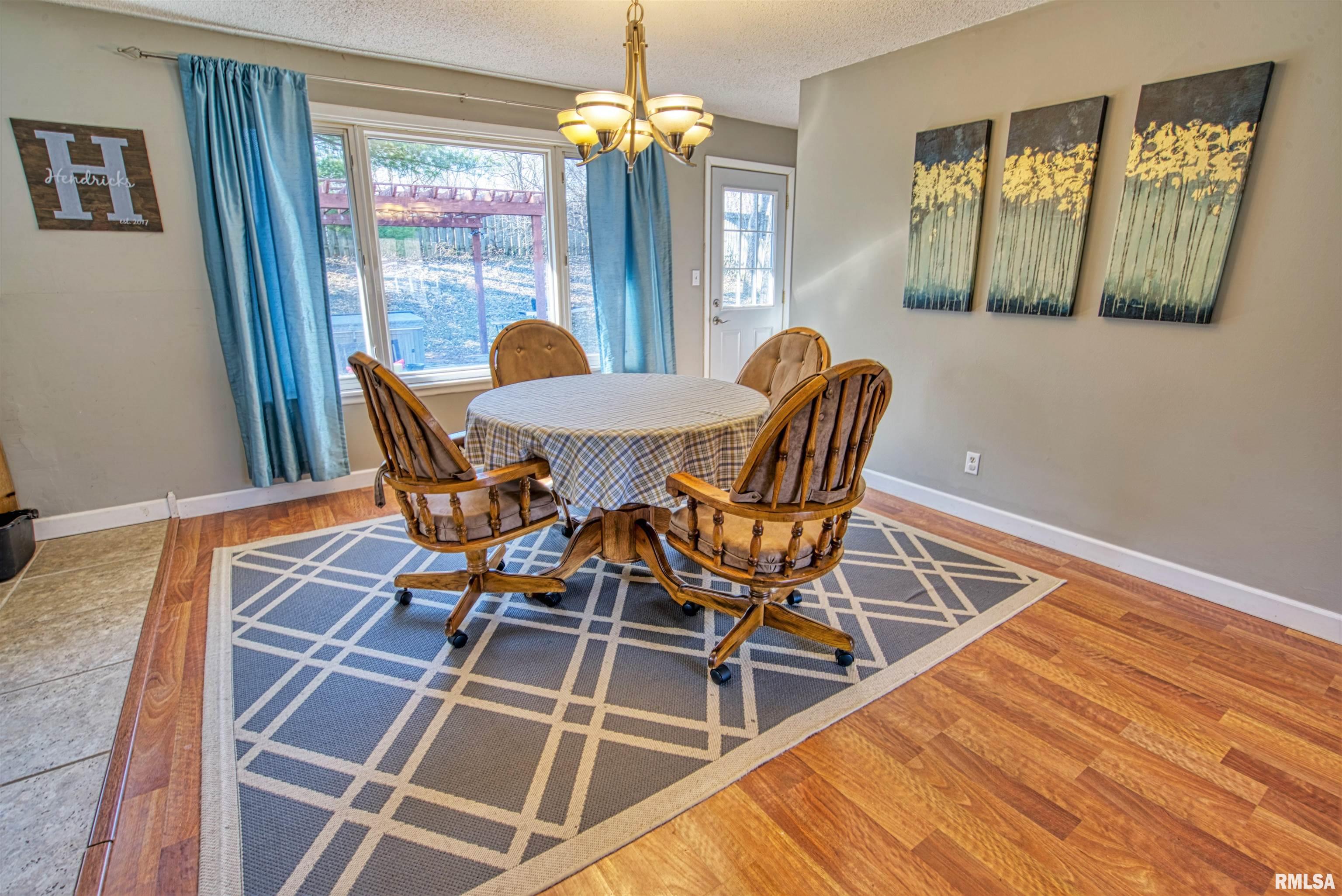600 West Timber Ridge Drive Peoria, IL 61615 - Photo 5 of 22 Gallery Image 5