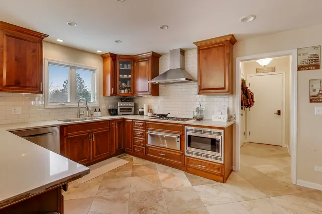 $989,000 | 26 Brandywine Road, South Barrington, IL 60010