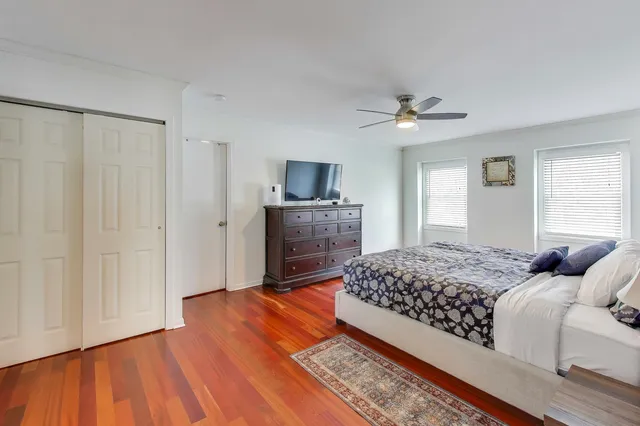 $989,000 | 26 Brandywine Road, South Barrington, IL 60010