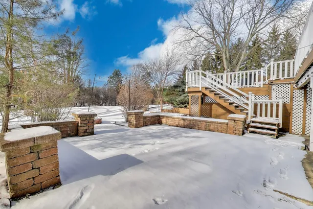 $989,000 | 26 Brandywine Road, South Barrington, IL 60010