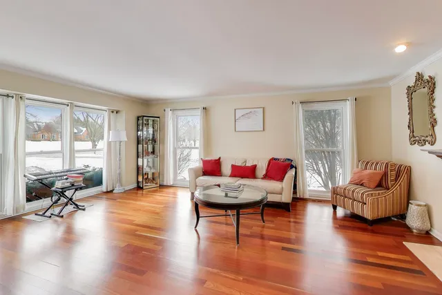 $989,000 | 26 Brandywine Road, South Barrington, IL 60010