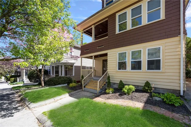 $2,500 | 97 11th Street, Unit 2, Providence, RI 02906