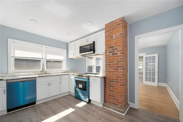 $2,500 | 97 11th Street, Unit 2, Providence, RI 02906