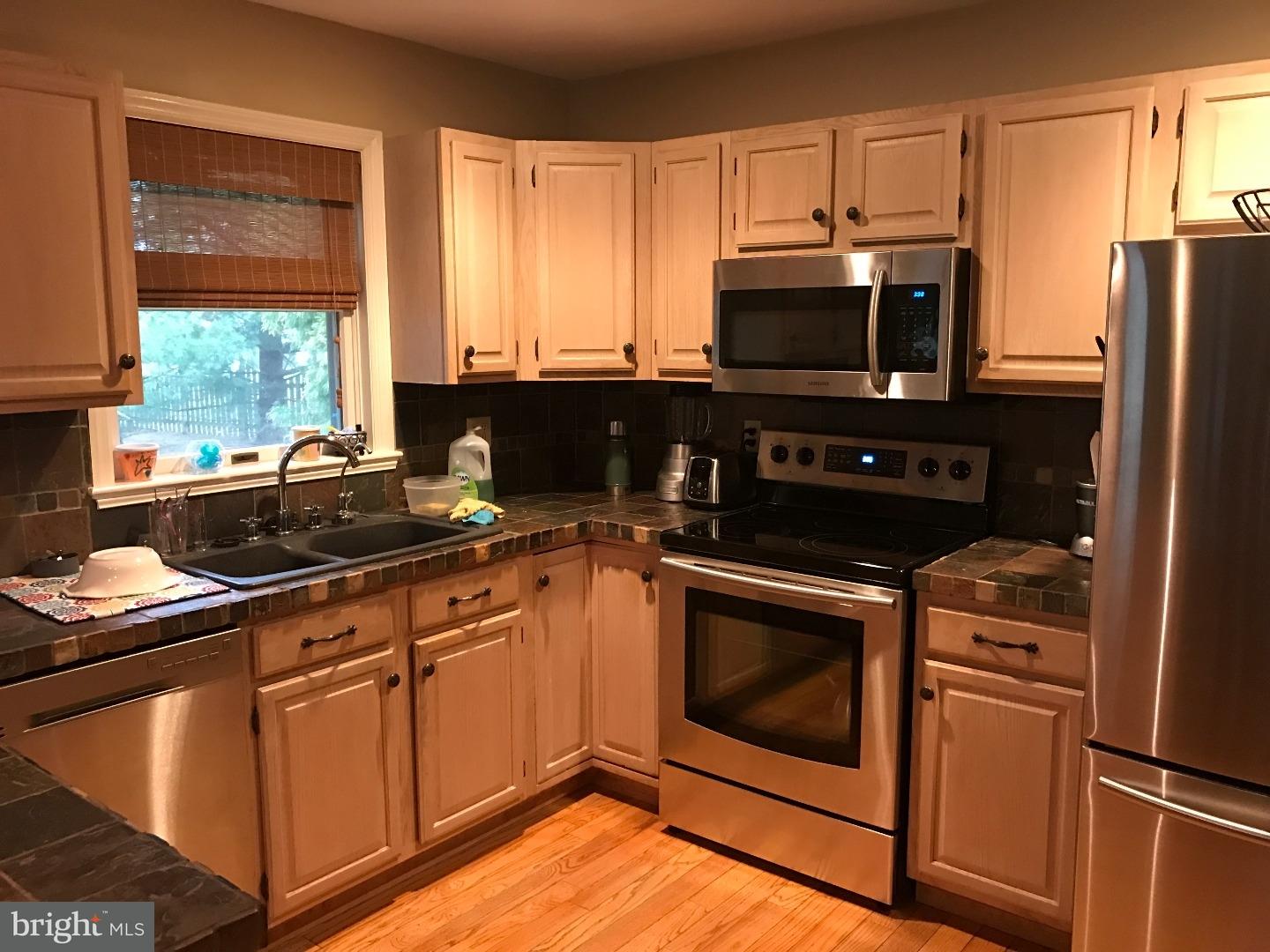 1011 Flory Road Mount Joy, PA 17552 - Photo 6 of 15 Gallery Image 6