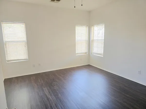 $2,135 | 2852 East Devon Court, Gilbert, AZ 85296