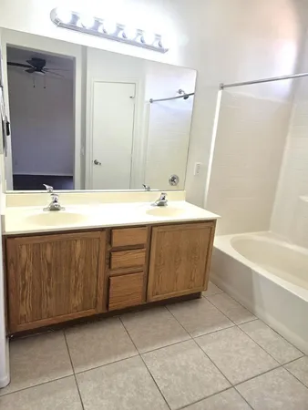 $2,135 | 2852 East Devon Court, Gilbert, AZ 85296