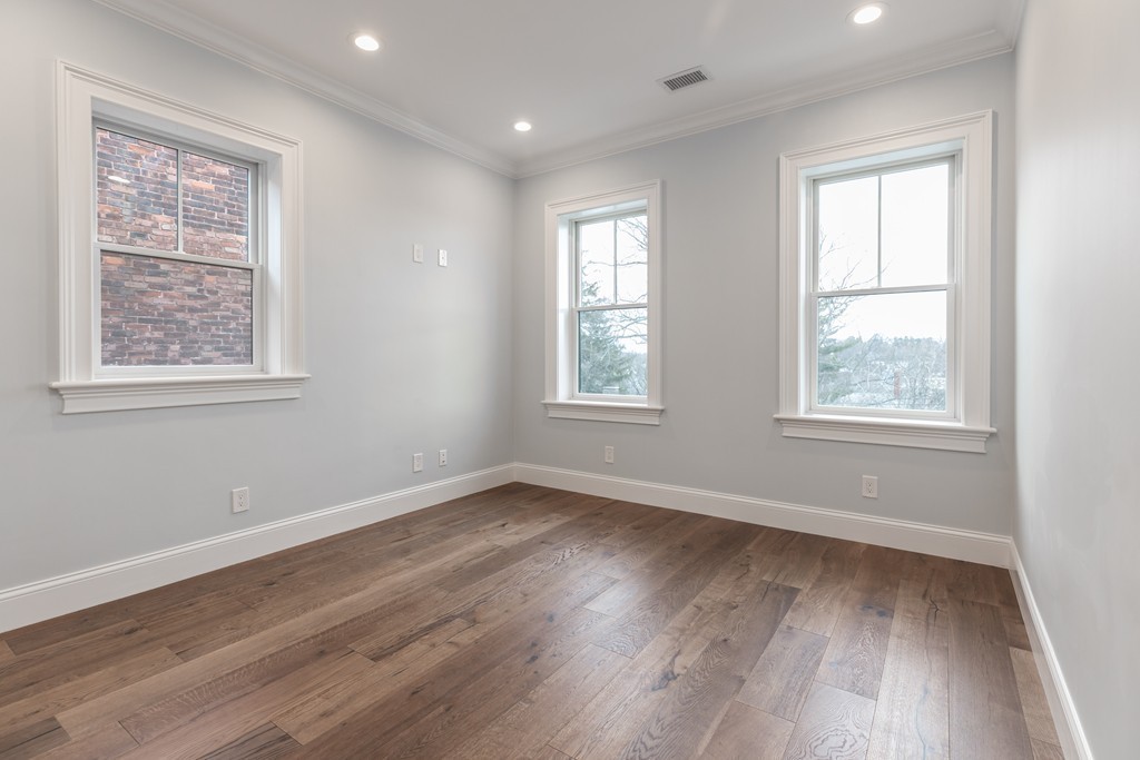 55 Addington Road, Unit 2 Brookline, MA 02445 - Photo 9 of 13