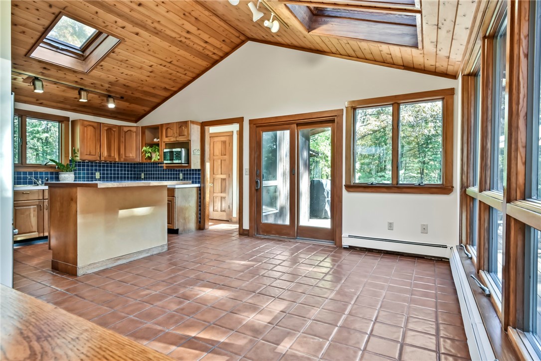 55 Ridge Drive Exeter, RI 02822 - Photo 4 of 37 kitchen and dining area
55 Ridge Dr Exeter, RI 02822