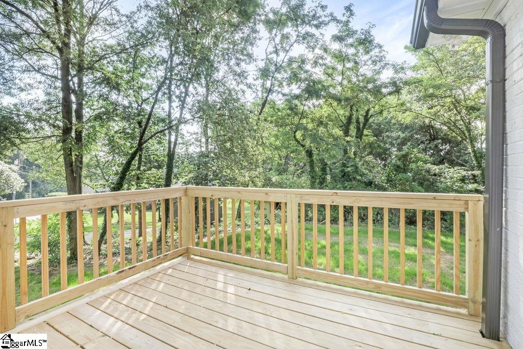 108 Mt Vernon Road Greer, SC 29651 - Photo 33 of 36
