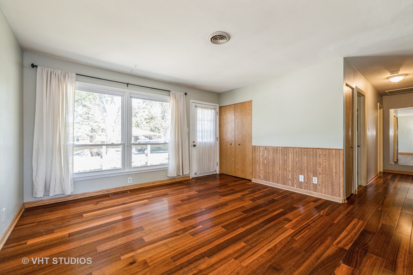 603 Ogden Road New Lenox, IL 60451 - Photo 2 of 10 Gallery Image 2