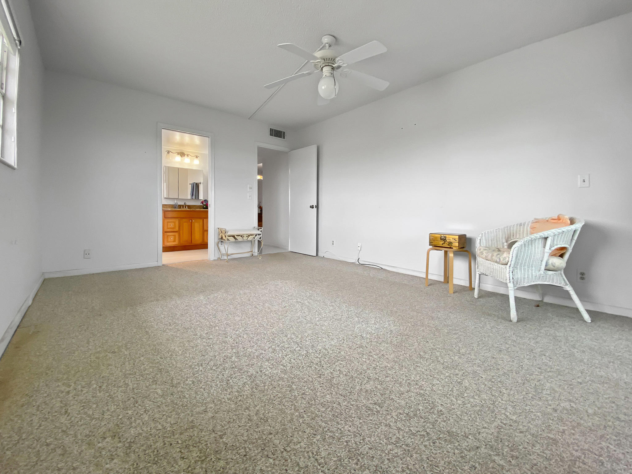 4033 Ainslie C Boca Raton, FL 33434 - Photo 12 of 23 IMG_4553