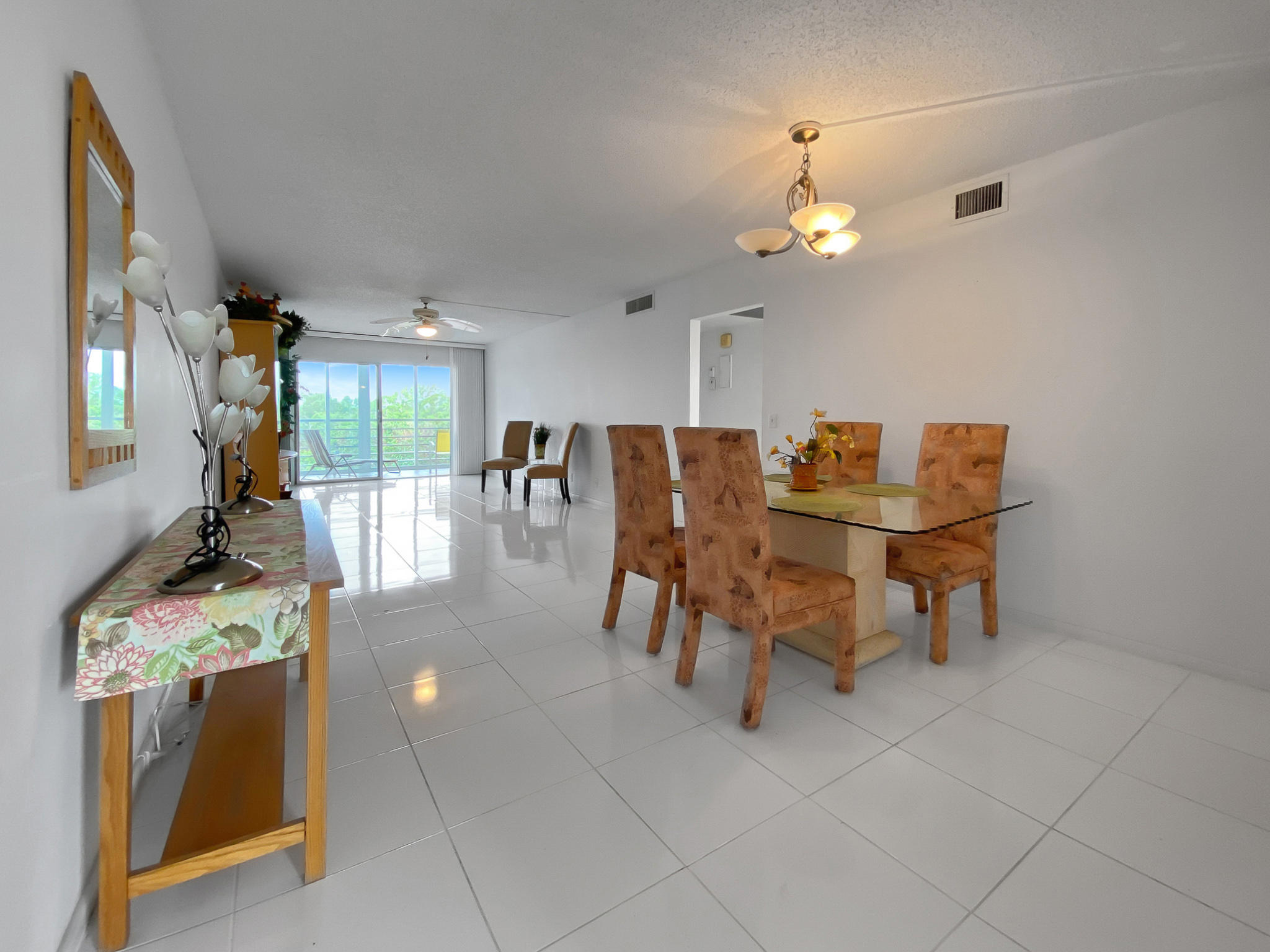 4033 Ainslie C Boca Raton, FL 33434 - Photo 7 of 23 IMG_4531