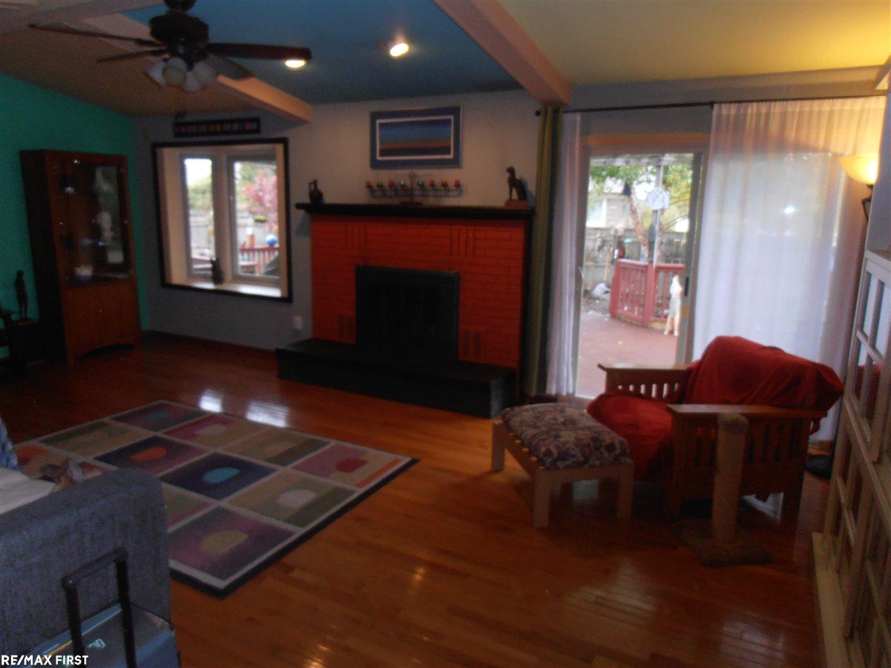 5014 Peekskill Drive Sterling Heights, MI 48310 - Photo 4 of 26 31364584-3.JPG
