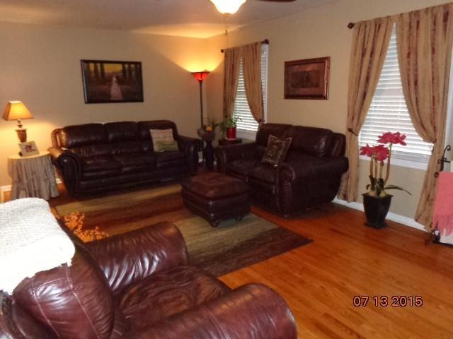 621 Spring Valley Road McMinnville, TN 37110 - Photo 13 of 17 Gallery Image 13