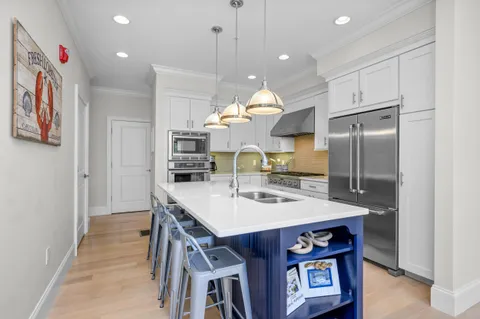 $1,250,000 | 780 Craigville Beach Road, Unit D2, Centerville, MA 02632