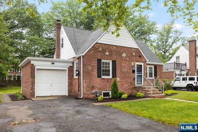 13-08 Plaza Road Fair Lawn, NJ 07410 - Photo 2 of 31