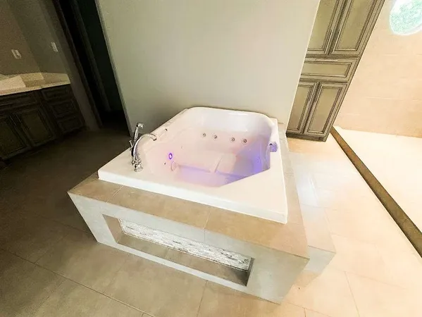 a bathroom with a sink and a toilet