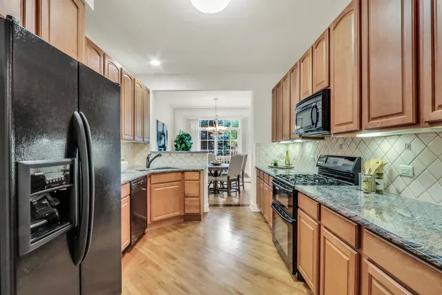 $495,000 | 418 Bay Tree Circle, Vernon Hills, IL 60061