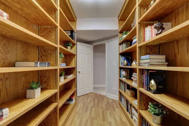 $495,000 | 418 Bay Tree Circle, Vernon Hills, IL 60061