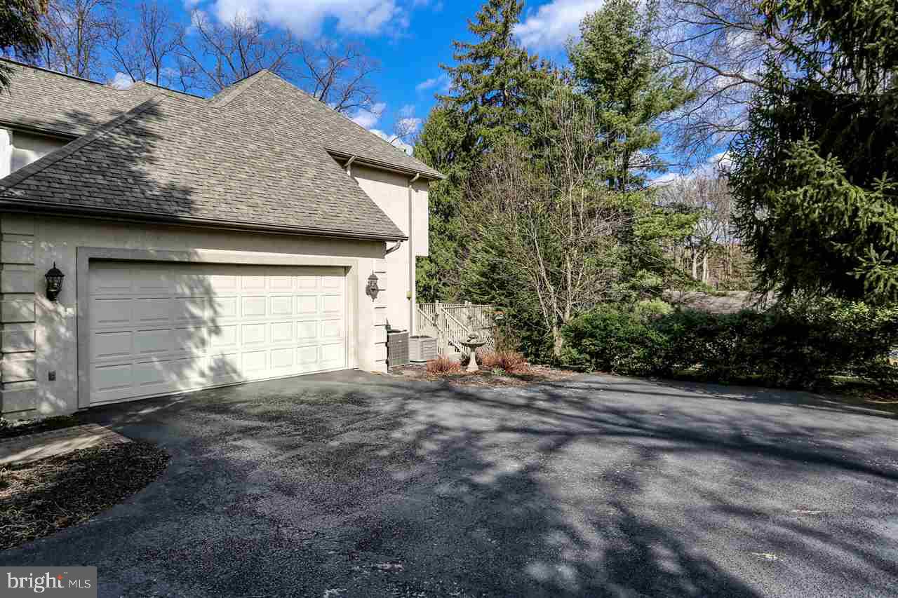 1415 Bee Tree Road York, PA 17403 - Photo 2 of 36 Gallery Image 2