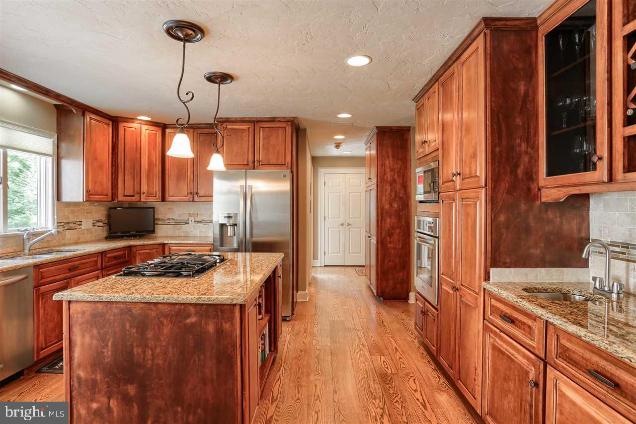 1415 Bee Tree Road York, PA 17403 - Photo 7 of 36 Gallery Image 7