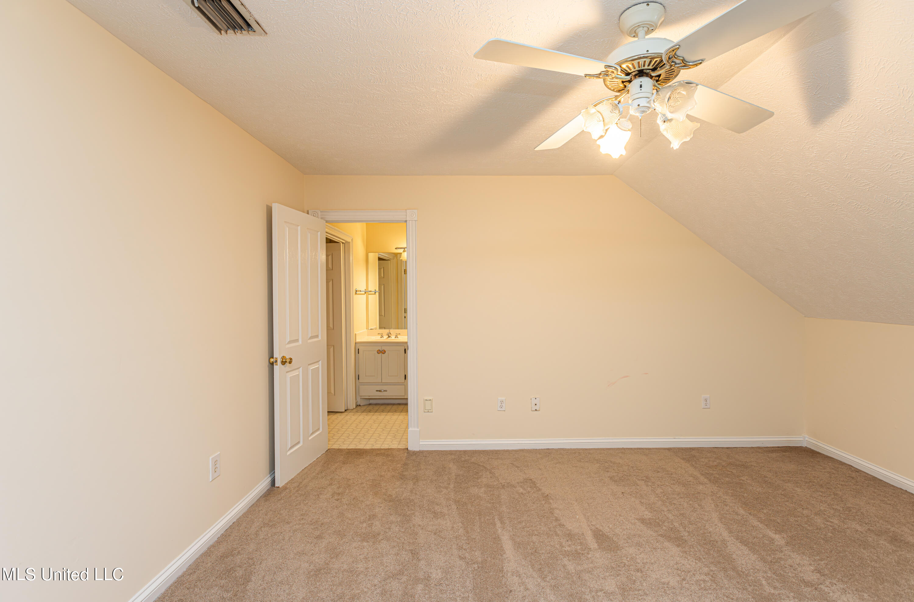280 McCullough Lane Flora, MS 39071 - Photo 33 of 44 1R4A0781-Enhanced-NR