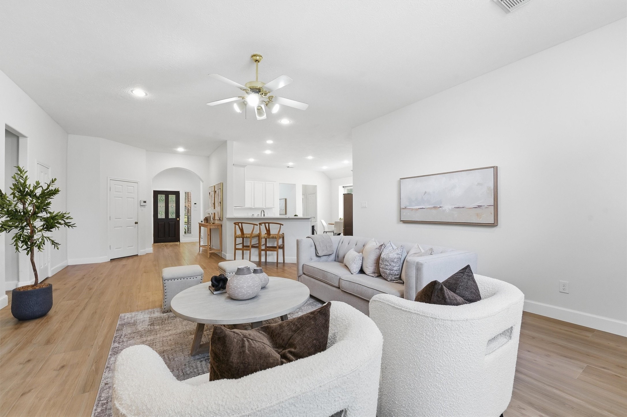 20507 Delta Wood Trail Humble, TX 77346 - Photo 11 of 28 a living room with furniture and a table