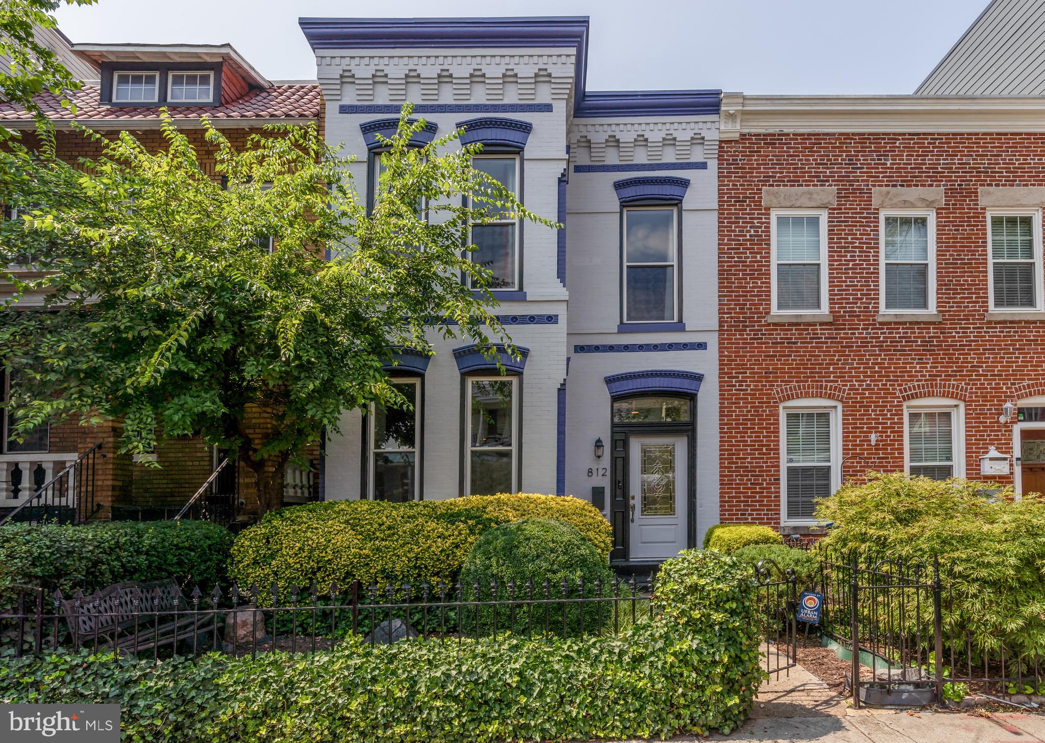 812 8th St NE - Welcome Home!