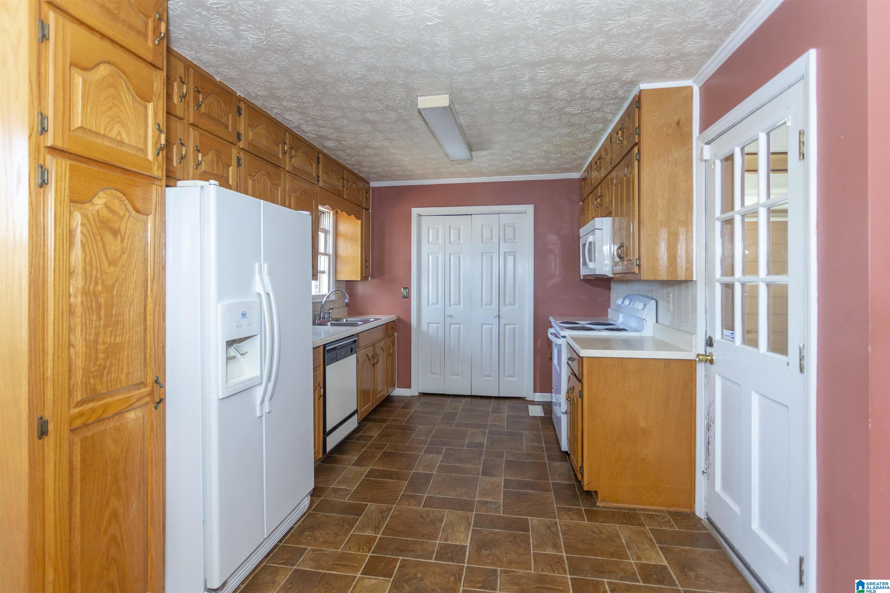 1009 Old Mill Road Anniston, AL 36207 - Photo 14 of 37
