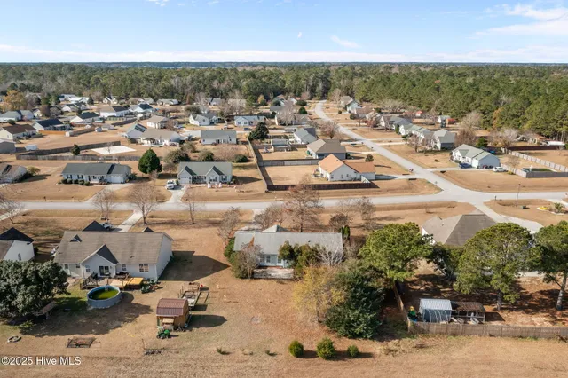 $285,000 | 213 Palomino Lane, Swansboro, NC 28584