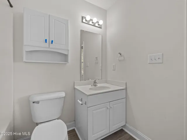 $285,000 | 213 Palomino Lane, Swansboro, NC 28584