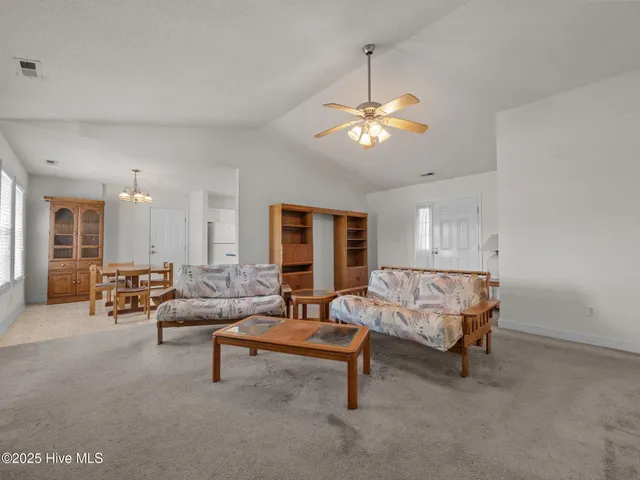 $285,000 | 213 Palomino Lane, Swansboro, NC 28584