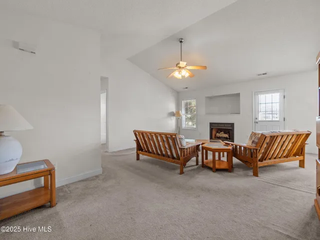 $285,000 | 213 Palomino Lane, Swansboro, NC 28584