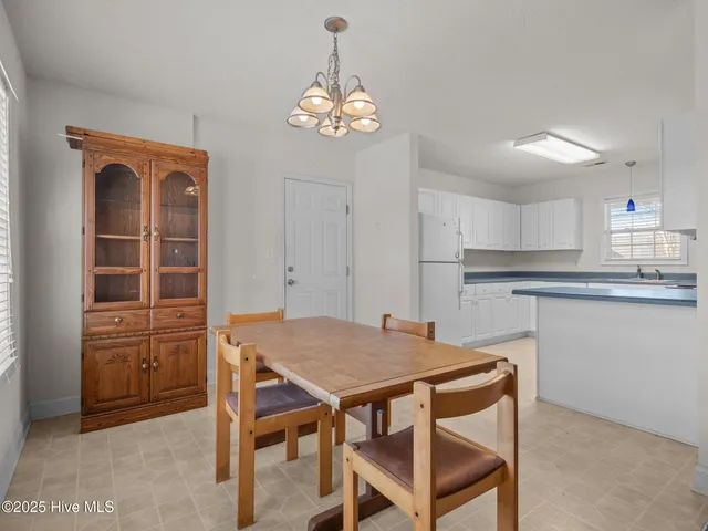 $285,000 | 213 Palomino Lane, Swansboro, NC 28584