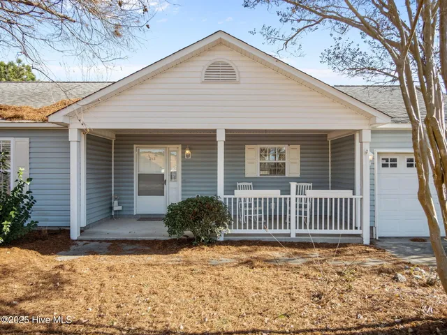 $285,000 | 213 Palomino Lane, Swansboro, NC 28584