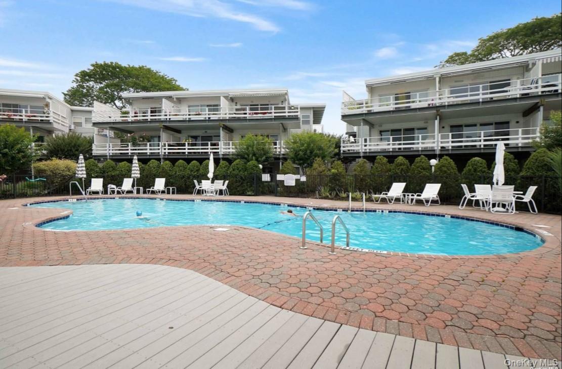35 Library Avenue, Unit 3I Westhampton Beach, NY 11978 - Photo 8 of 11