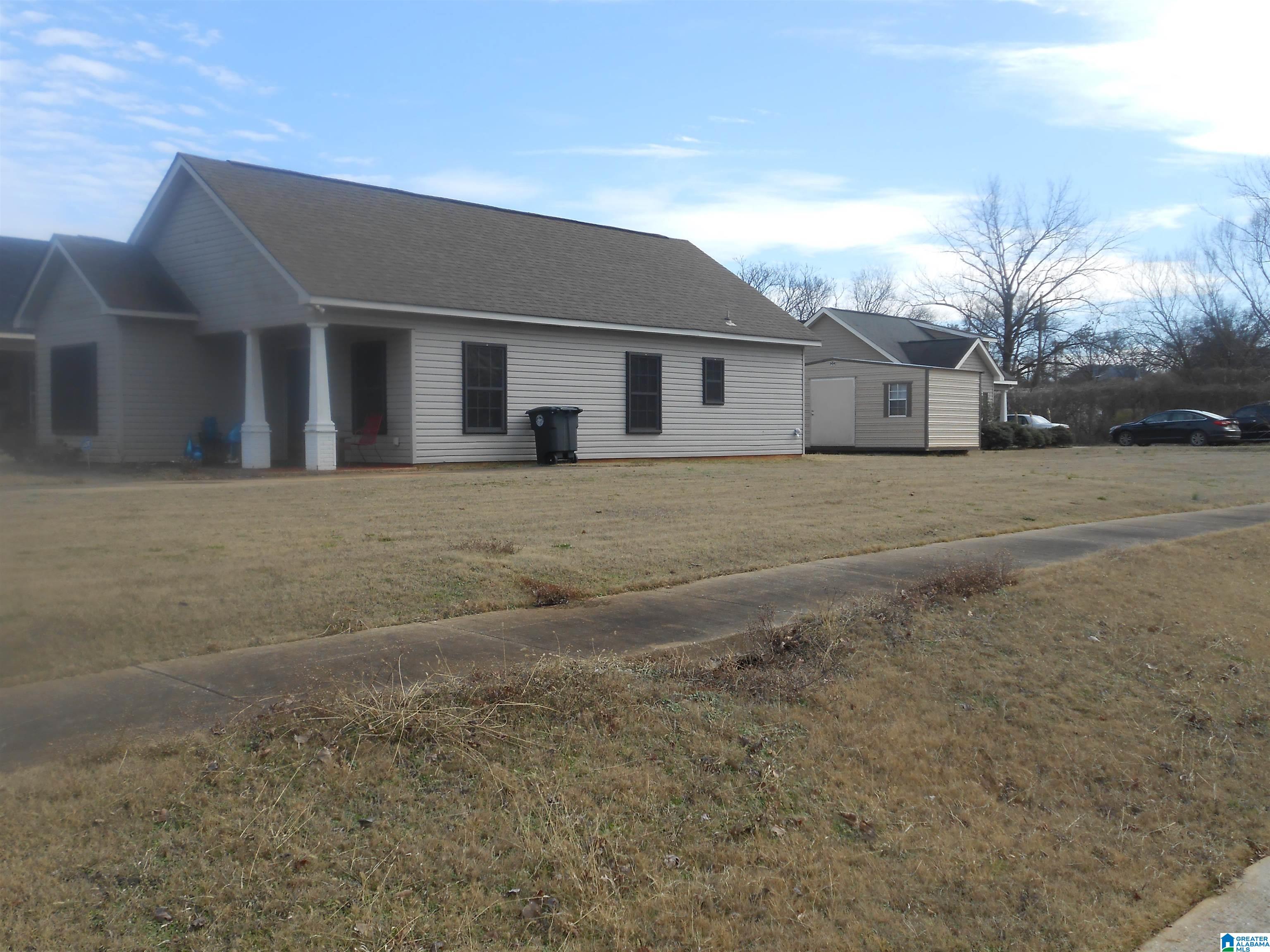 405 Goldwire Terrace Southwest Birmingham, AL 35211 - Photo 3 of 4