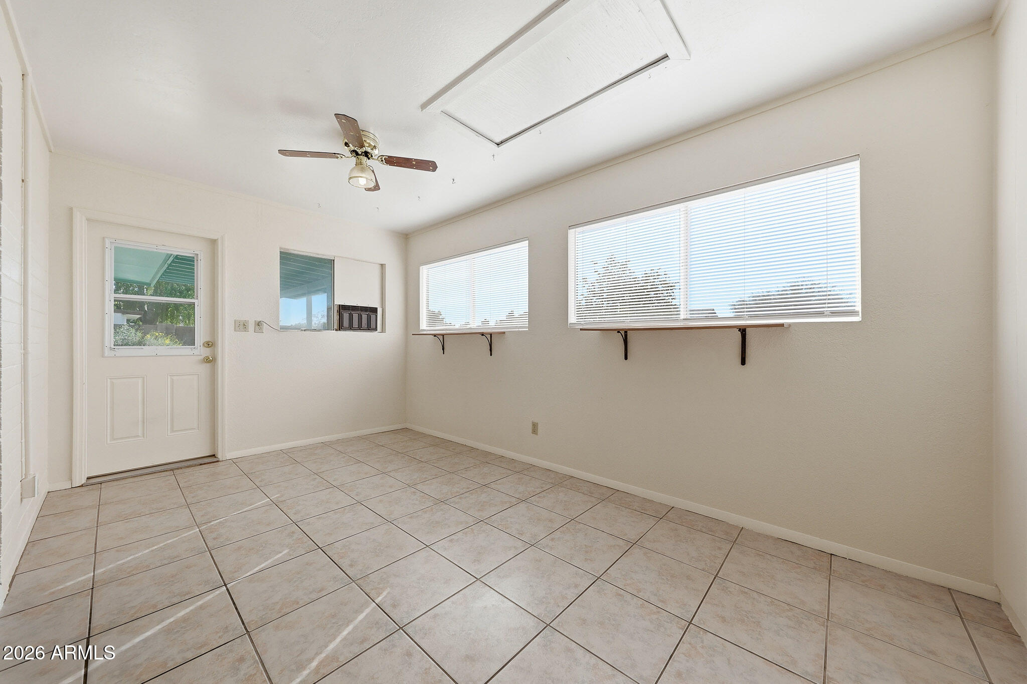 4925 West Grandview Road Glendale, AZ 85306 - Photo 26 of 38 B (14)