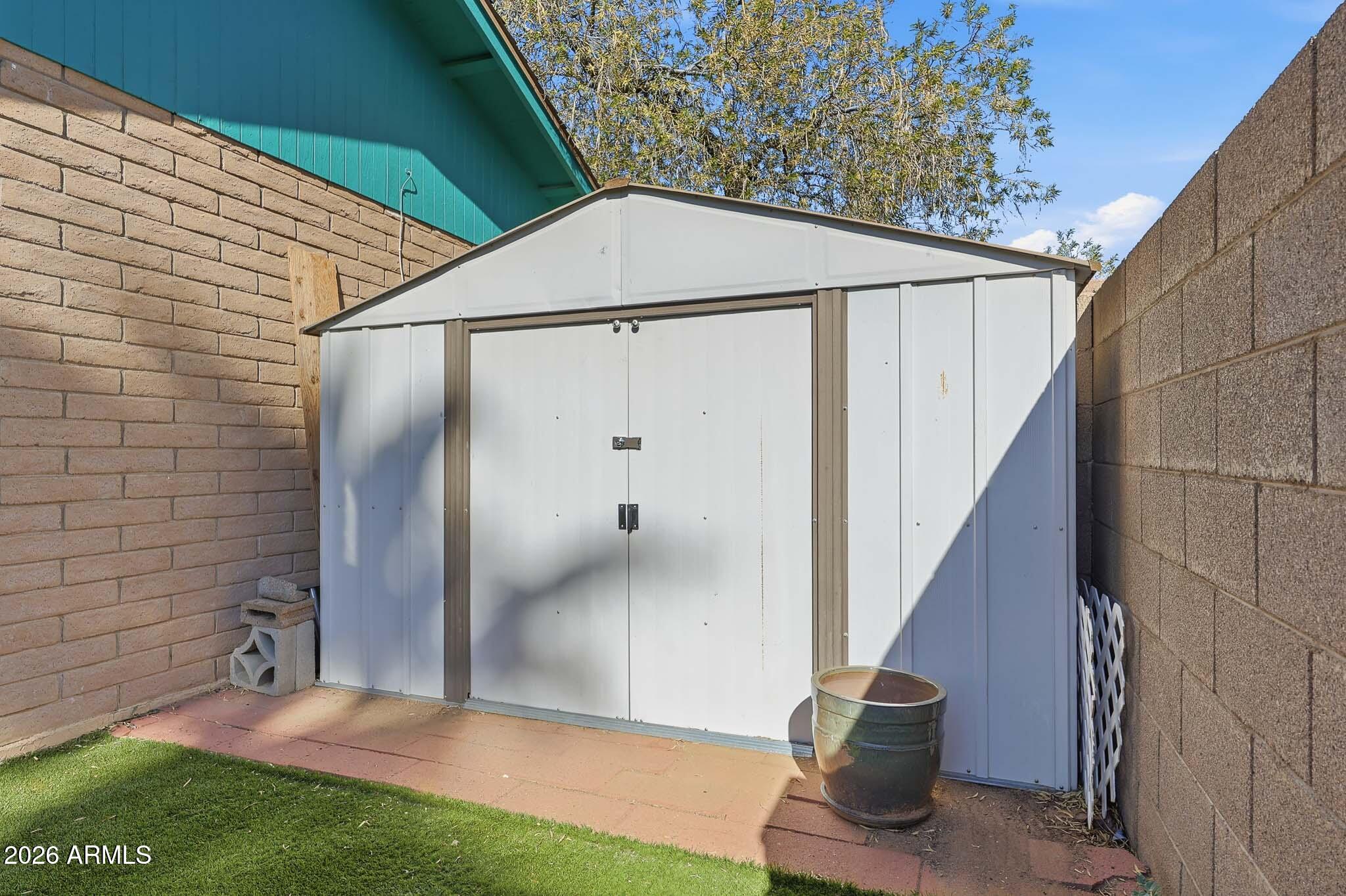 4925 West Grandview Road Glendale, AZ 85306 - Photo 32 of 38 C (4)