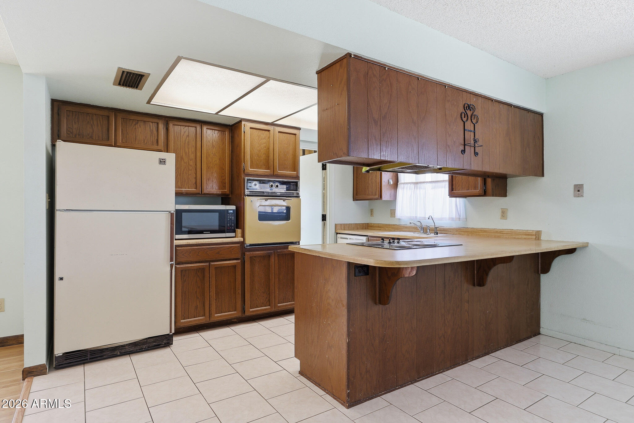 4925 West Grandview Road Glendale, AZ 85306 - Photo 9 of 38 B (19)