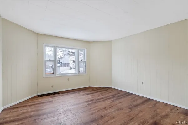 $149,900 | 206 Lamont Avenue, Geddes, NY 13209
