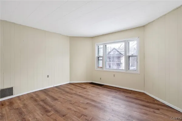 $149,900 | 206 Lamont Avenue, Geddes, NY 13209