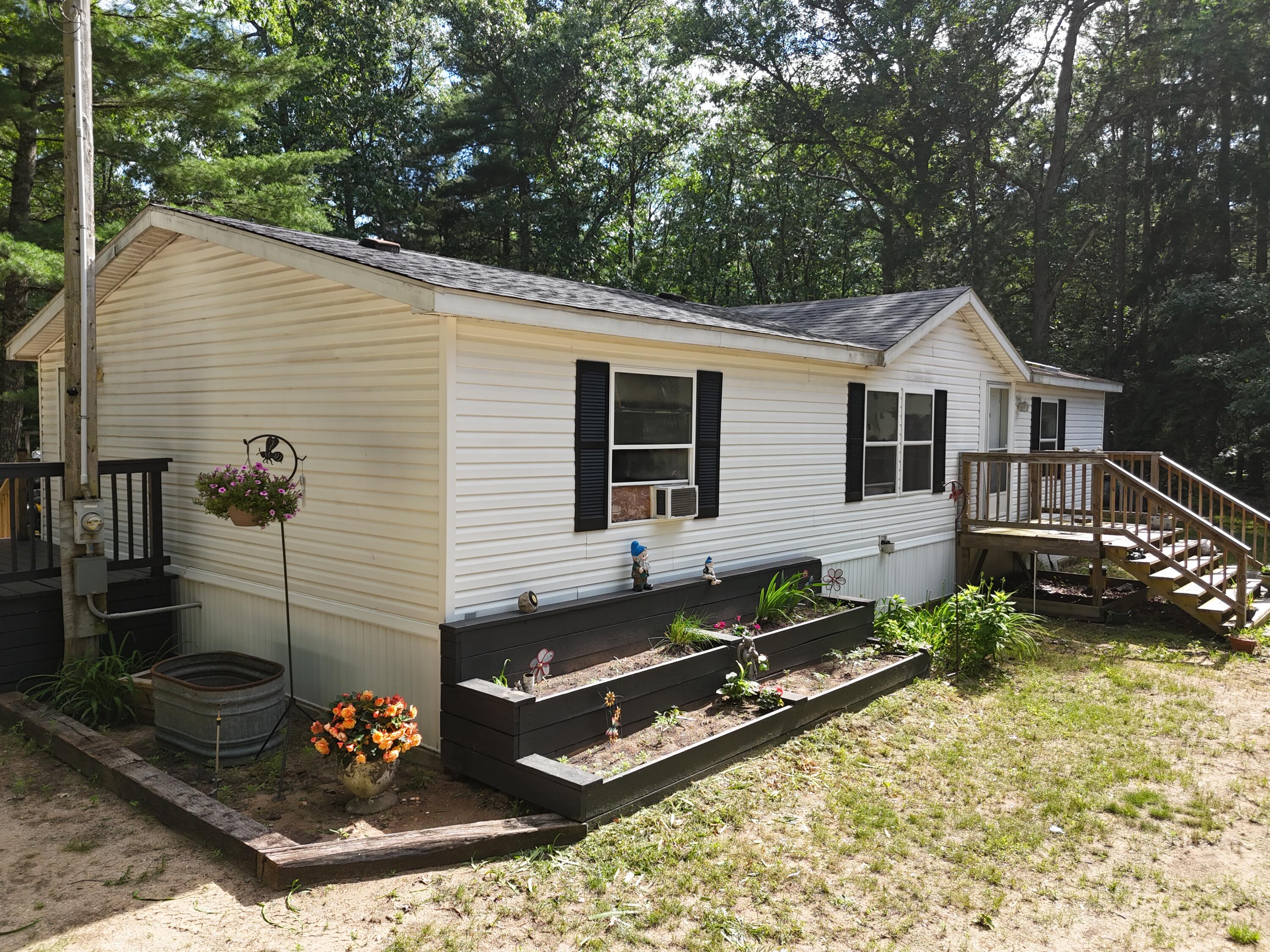 18233 Old House Road Wellston, MI 49689 - Photo 4 of 16 18233 Old House Rd, Wellston