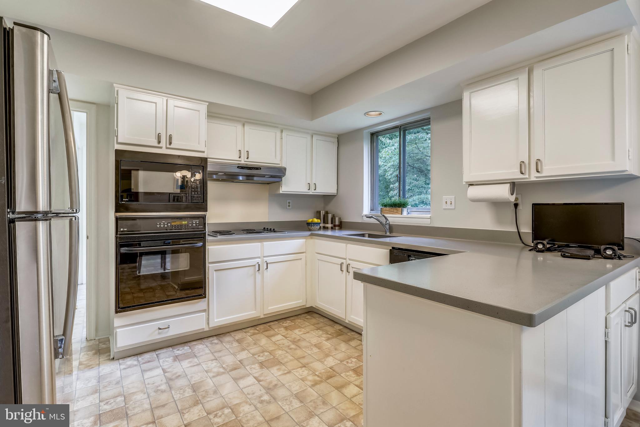 9216 Wooden Bridge Road Potomac, MD 20854 - Photo 21 of 44 Gallery Image 21