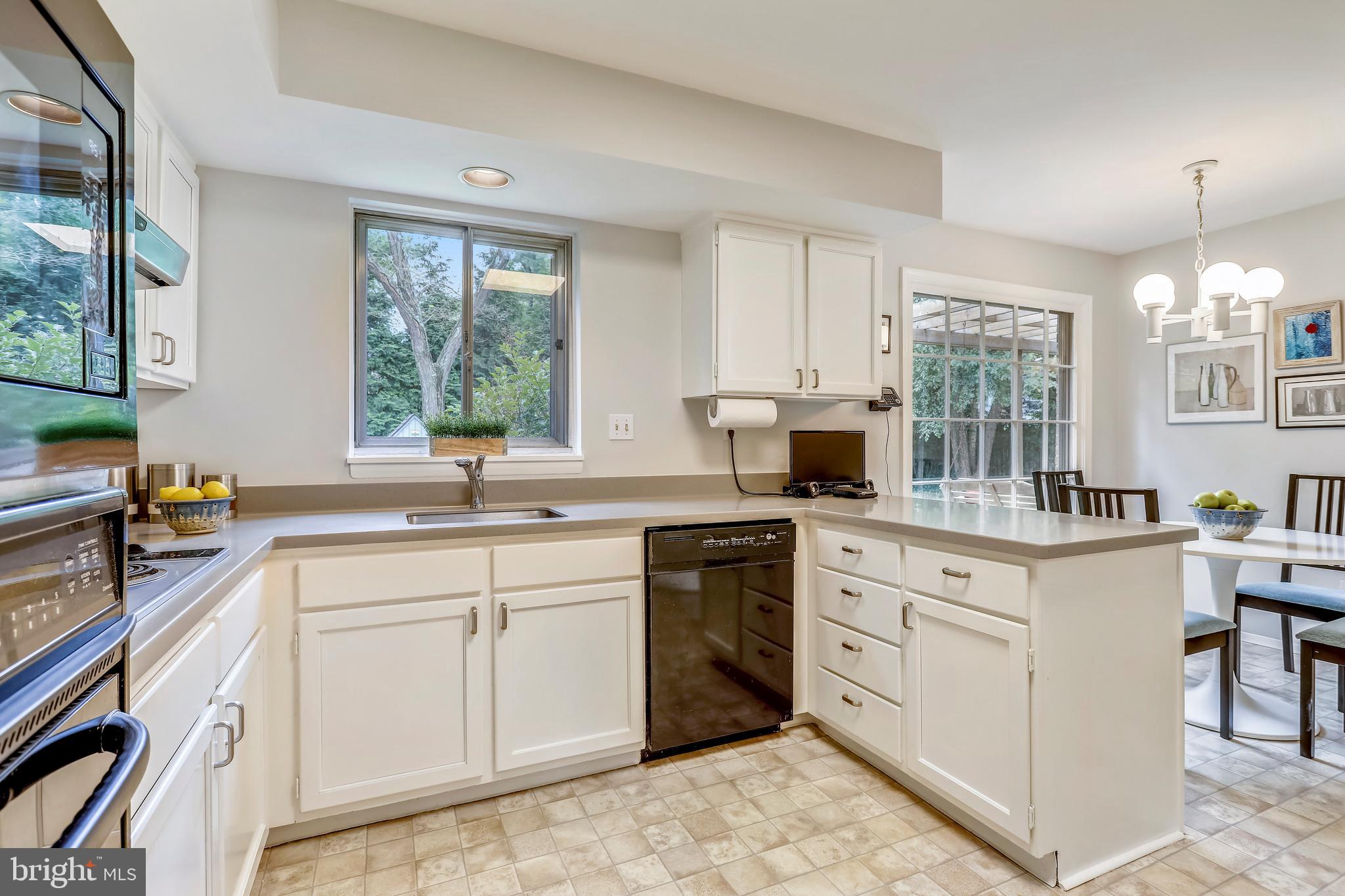 9216 Wooden Bridge Road Potomac, MD 20854 - Photo 22 of 44 Gallery Image 22