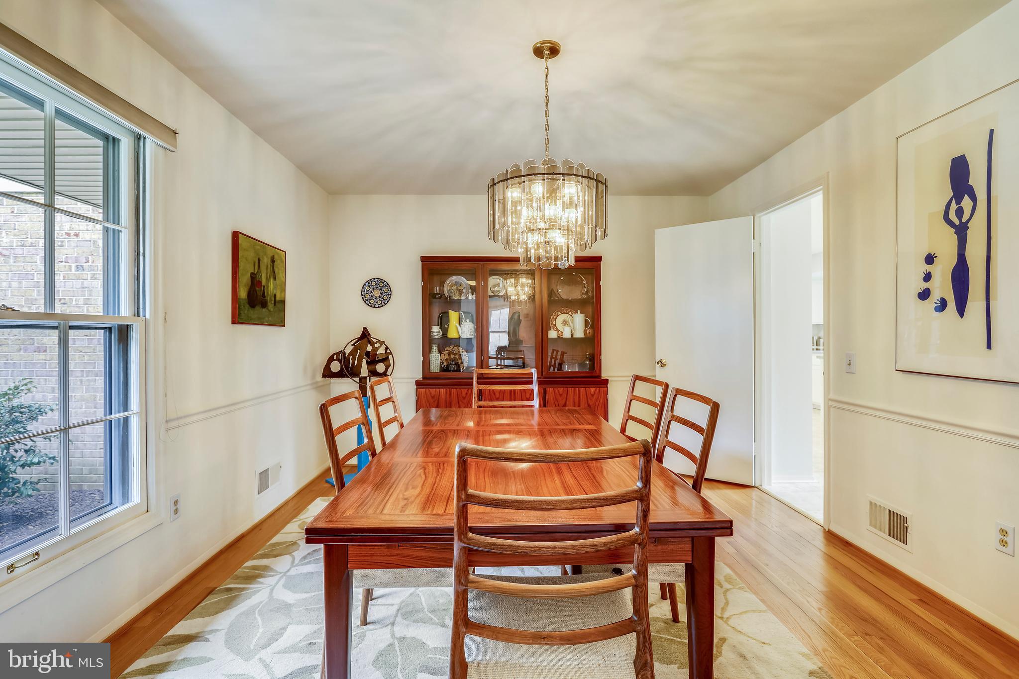 9216 Wooden Bridge Road Potomac, MD 20854 - Photo 26 of 44 Gallery Image 26