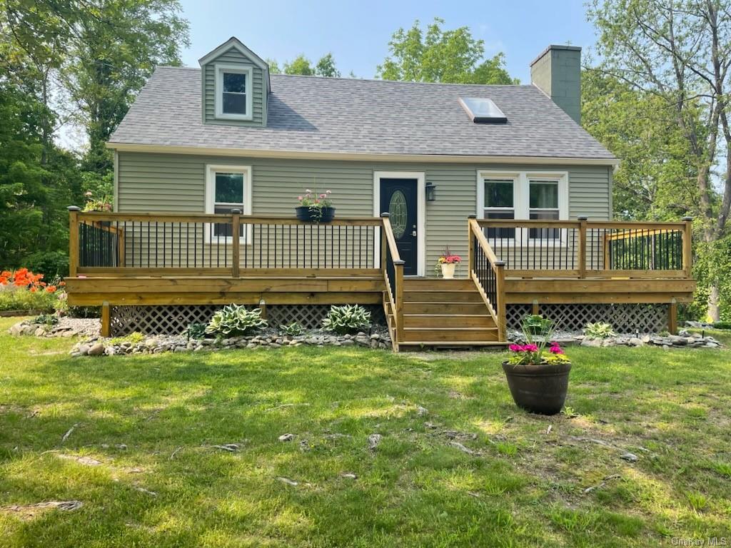 222 Cardinal Road, Hyde Park, NY 12538 Compass