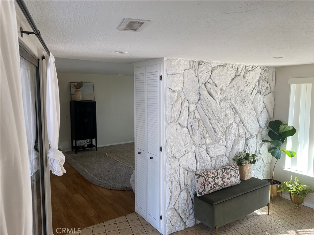 19236 Hupa Road Apple Valley, CA 92307 - Photo 13 of 39